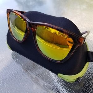BLENDERS mirrored tortoise sunglasses